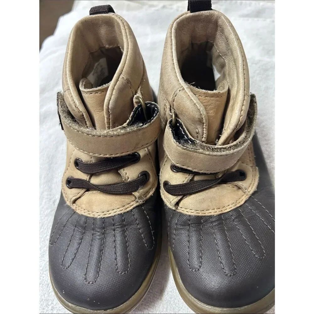 Kids Waterproof Duck 🦆 Boots 🥾 in Tan and Brown